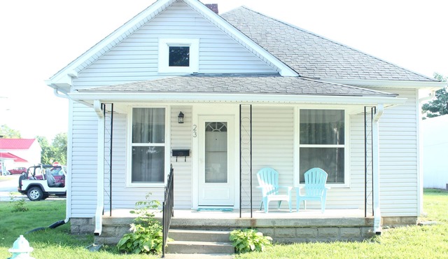 Close to Downtown Indianapolis in Suburb of New Palestine