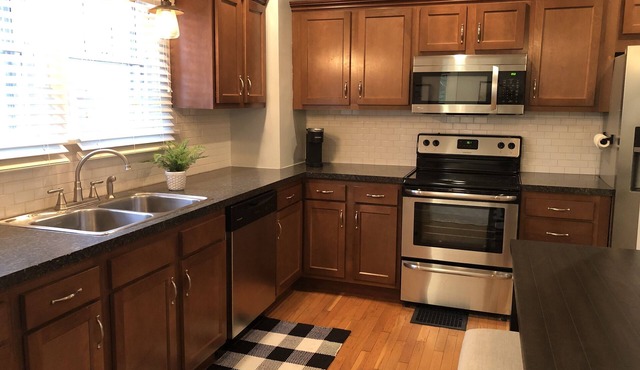 Close to Earlham/IU/Reid! - Nice neighborhood -