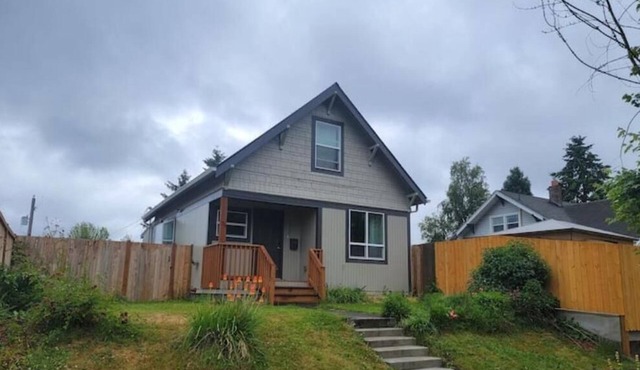 Close to everything in Tacoma!