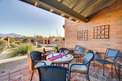Close to Golf: Mtn-View Townhome in Green Valley