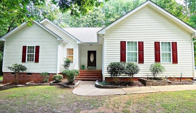 Close to Historic downtown Wake Forest and 20 min to Raleigh