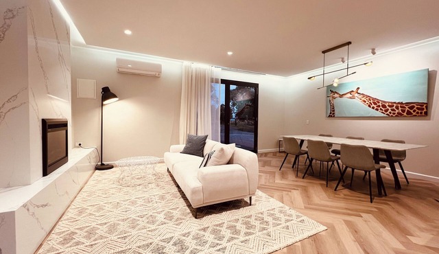 Close to It All, Away from It All - Entire guesthouse in Bangholme, Australia