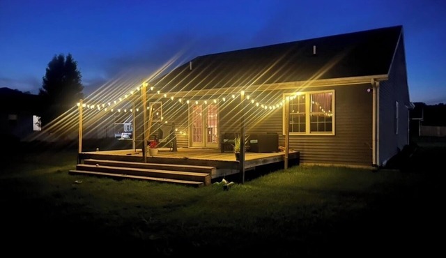 CLOSE TO NOTRE DAME! Charming House, Quiet Neighborhood, under 30 mins from ND