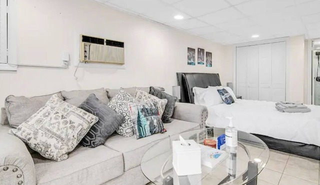 ❤️Close to NYC🗽Free Parking🚗 Ground Level Studio