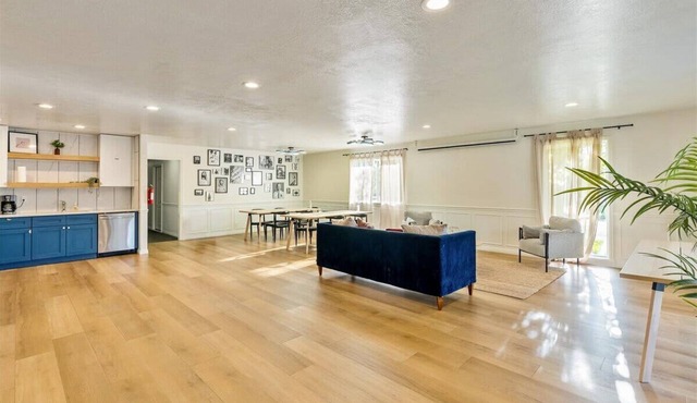 Close to Ogden-Weber Tech College, Private Room!