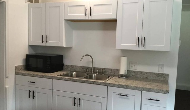 Close to Oil Creek State Park - Pet Friendly
