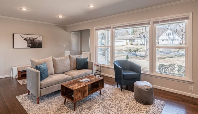 Close to Plaza Centrally Located Home
