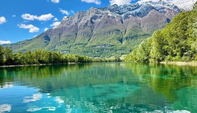 Close to ski resorts, the Bauges natural park, Annecy and Bourget