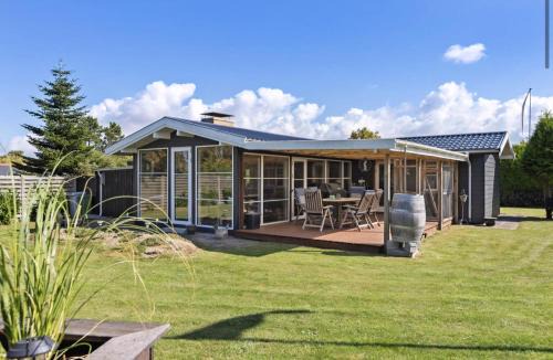 Close To The Beach With Outdoor Spa