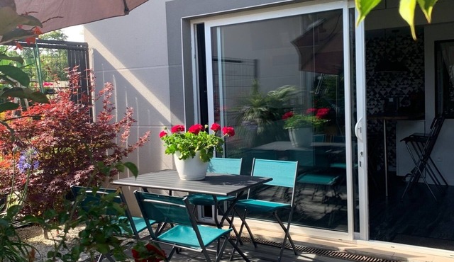Close to the forest, the beaches of Seignosse, and golf courses—a lovely one-bedroom apartment in a quiet neighborhood