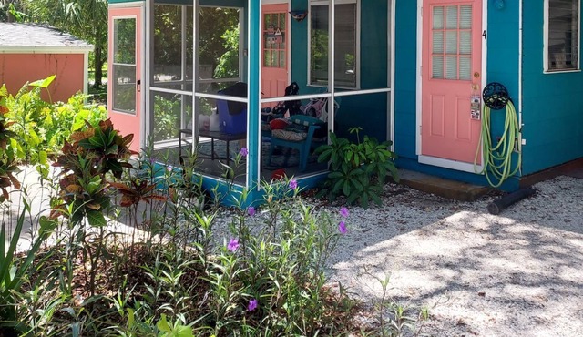 Close to trail and Gulf park