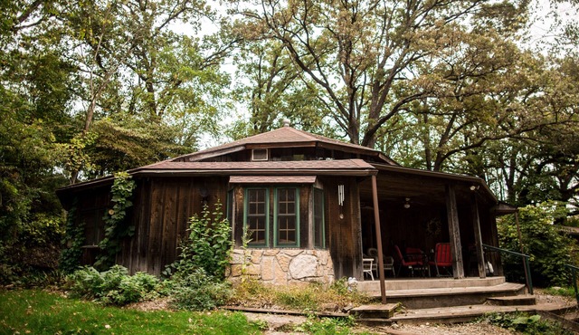 Close to trails, streams, river and downtown Decorah.