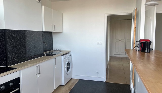 Close to transport links, spacious apartment for families