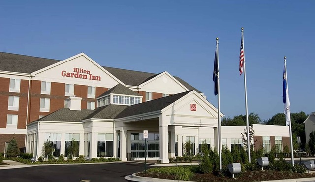 Close to Twelve Oaks Mall + Dining. Pool. Gym.