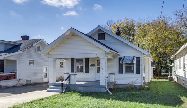 Close to University & Dtwn: Home in Dayton