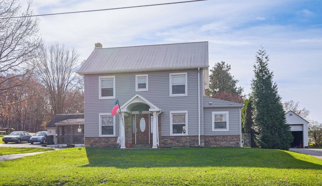 Close to Venues & Fairgrounds! York Area Home