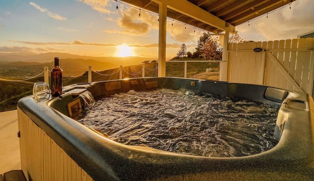 Close to Wineries/Hot Tub/Vineyard View/Dog Okay!