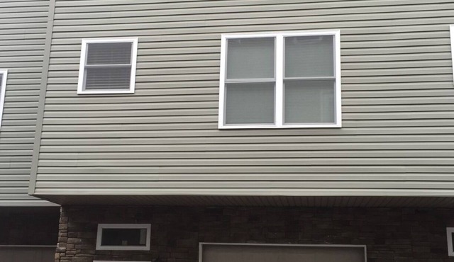 Close to WVU football and Black Bears baseball stadiums