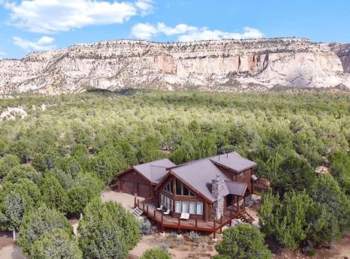 Close to Zion Panaramic views Pet Friendly