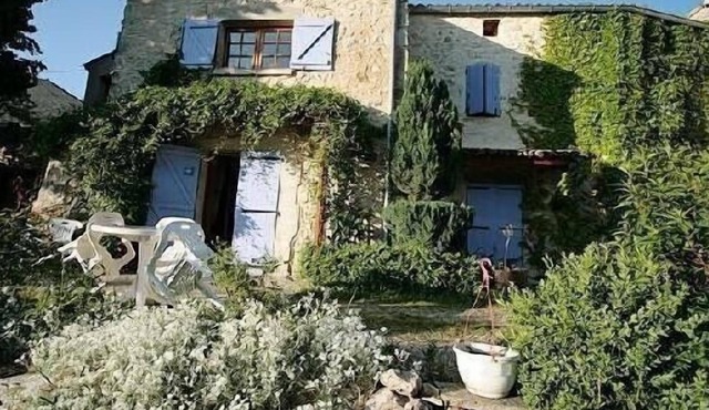 Closes the skylight lavender --------------------------------------------- -----