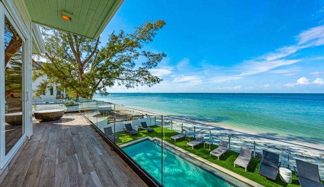 Cloud 9 - BeachFront Splendor