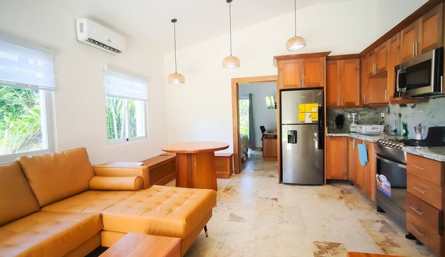 Cloud 9 - new house in beachfront community with WiFi, AC in enchanting La Boca