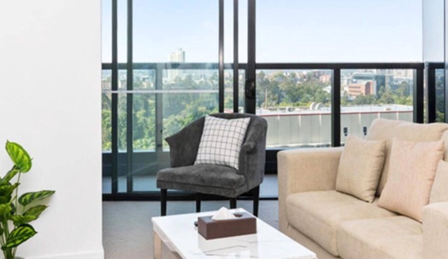 Cloudbridge Convenient Sky High 2 BR. Service Apartment Brisbane CBD