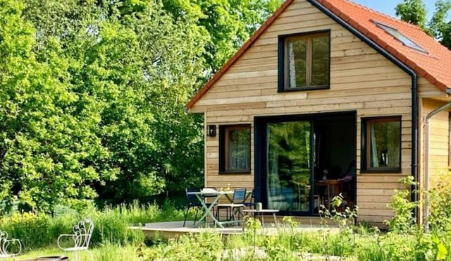 "Clove" wooden house in the countryside
