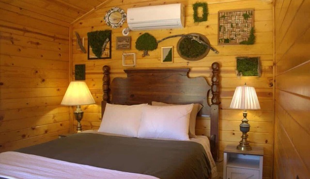 Clover's Nook-Cabin on Hidden Paradise Farms