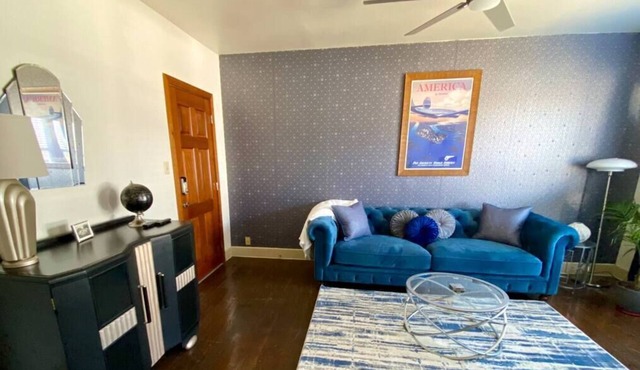 [CLR 13] Best of New Bright OKC Midtown Studio