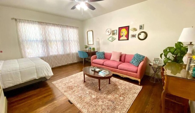 [CLR 14] New Bright OKC Midtown Studio