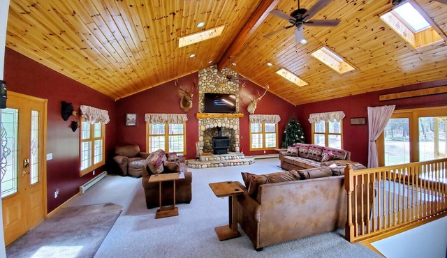 Club 39 Rental In The Heart of The Manistee National Forest