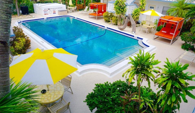 Club Lux Resort By The Beach