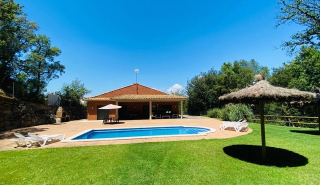 Club Villamar - Enjoy your holiday in this villa with private pool and bbq