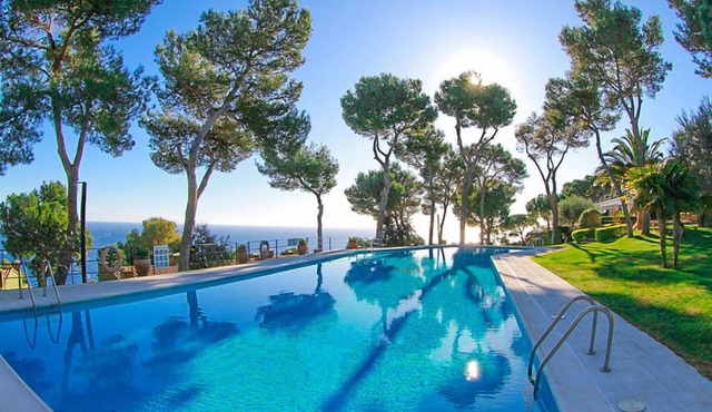 Club Villamar - Charming holiday accommodation located in an idyllic area where you can enjoy the.