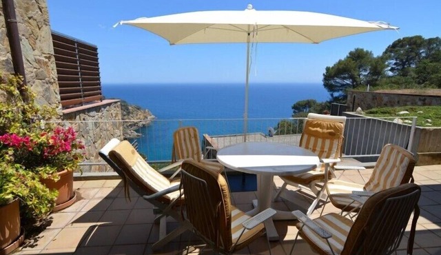 Club Villamar - Great 5 bed villa with balcony only 350m from the beach on the beautiful Costa Br.