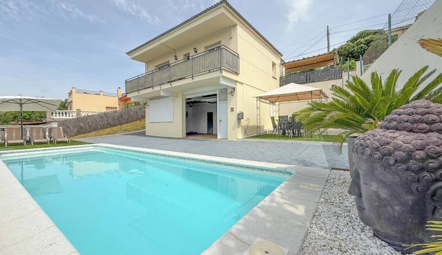 Club Villamar - Holiday villa with a beautiful appearance, located at the Spanish Costa Brava.