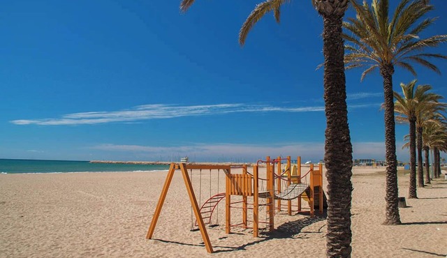 Club Villamar - Luxurious villa with a private pool, 300 meters from the beach, located in a new .