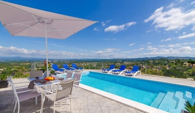 Club Villamar - Modern minimalist house completely renovated with private pool and spectacular vi.
