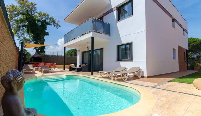 Club Villamar - Villa for 8 persons with private pool, a large terrace and beautiful view!