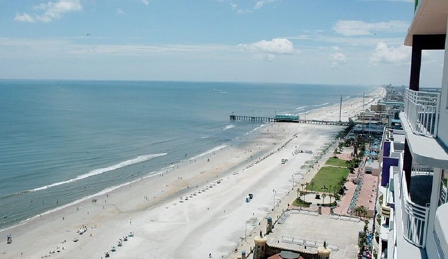 Club Wyndham Ocean Walk Resort Private Ocean Front Balcony 2 BR Lockoff w/Garage