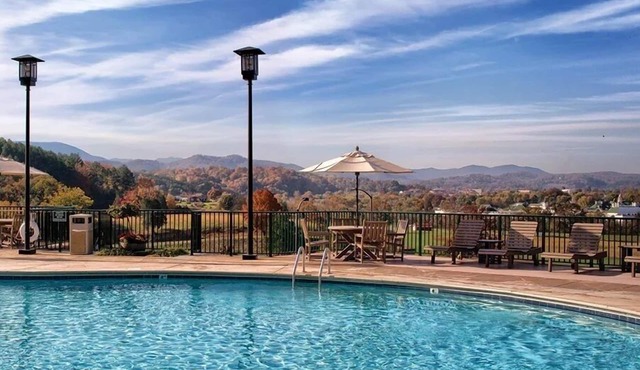 Club Wyndham Smoky Mountains Resort - 2 Bed - 2 Bath Condo in Sevierville.