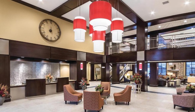 ClubHouse Hotel & Suites Fargo