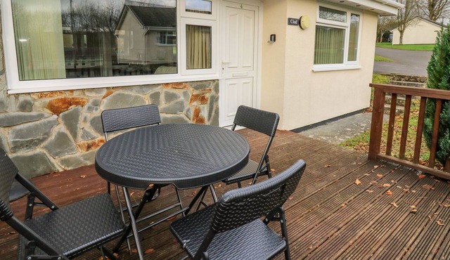 CLUD, family friendly, with a garden in Ciliau Aeron