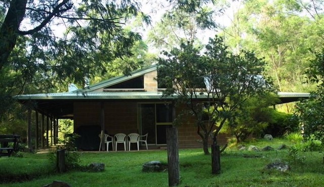 Clyde River Retreat (Carisbrook Lodge)