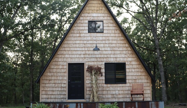 Clydie’s Cabin located at Bennett Springs. Less than a mile to the spring