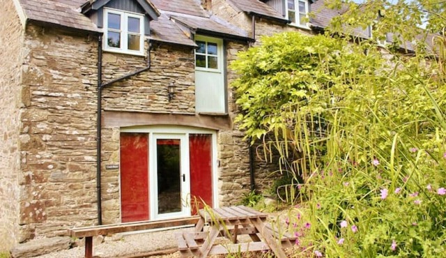 Coach House - 5 minutes from stunning beaches of Cardigan Bay