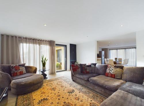 Coach House - Farm stay