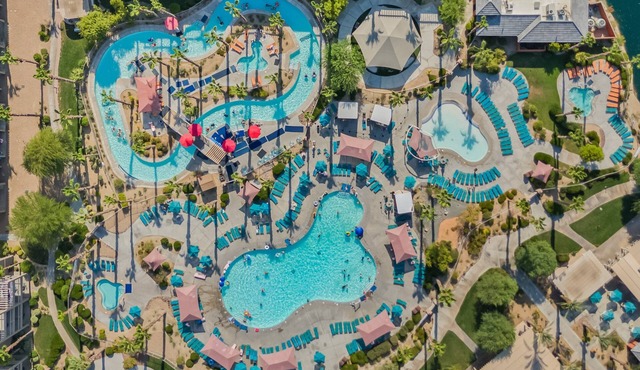 Coachella Shuttle, Lazy River: 3BR in Resort