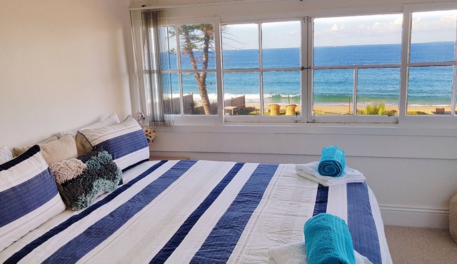 Coachhouse on the Beach